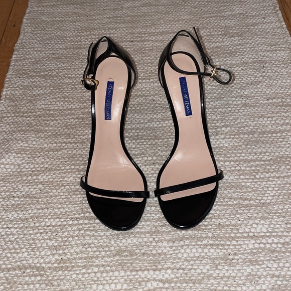 Stuart Weitzman - Picture 2 of 6